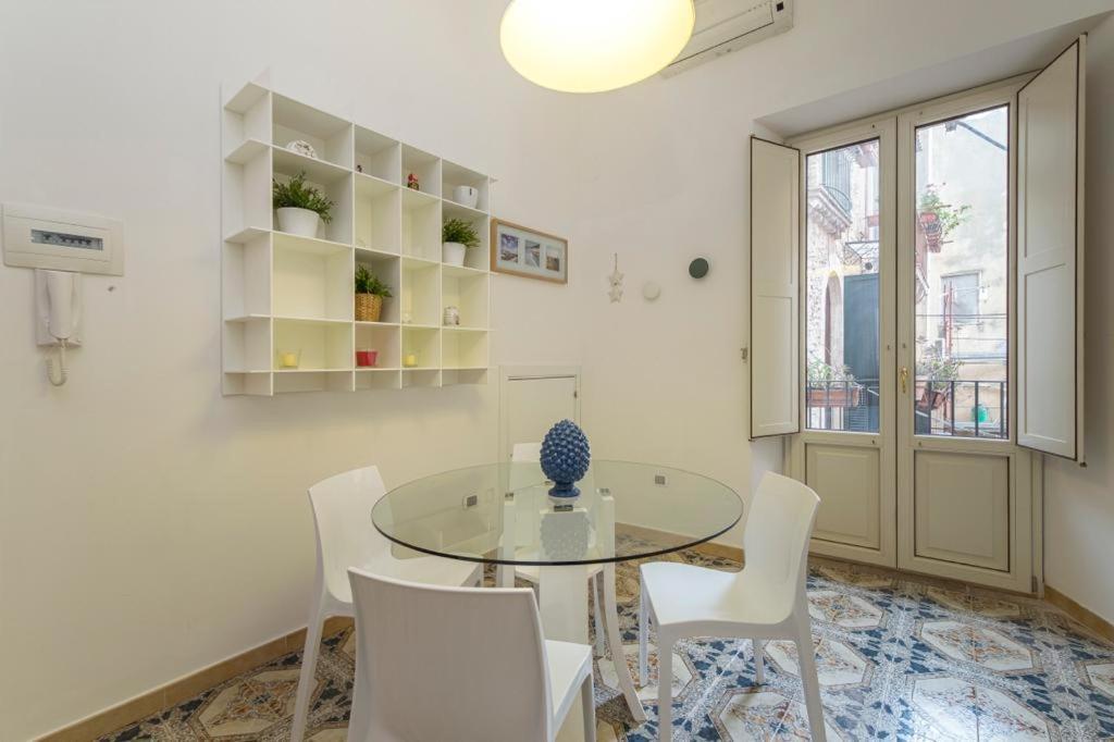 Elegant Apartment In Taormina Exteriör bild